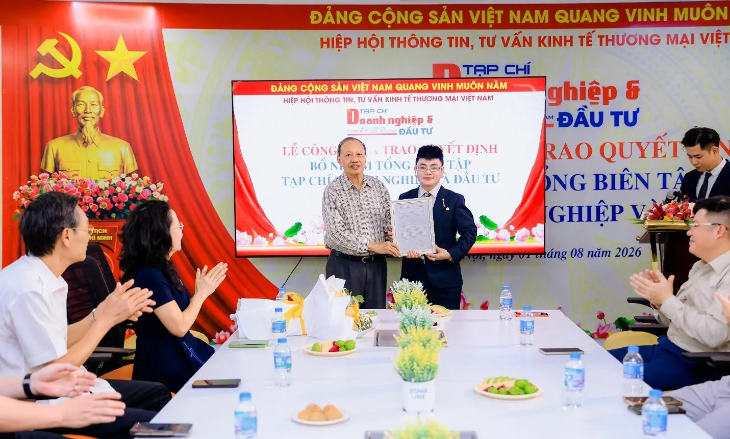 Nhà báo Đào Bình được bổ nhiệm giữ chức Tổng Biên tập Tạp chí Doanh nghiệp và Đầu tư