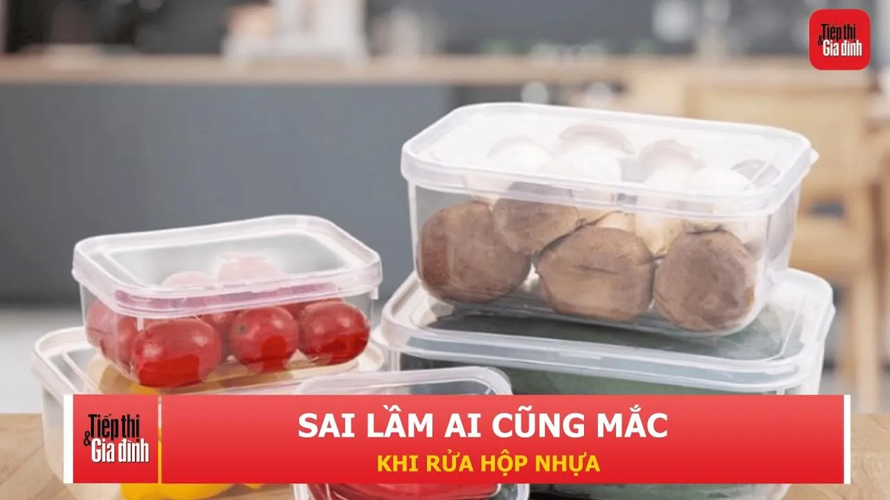 Hộp nhựa bám dầu mỡ, ám mùi? Áp dụng ngay những mẹo đơn giản này
