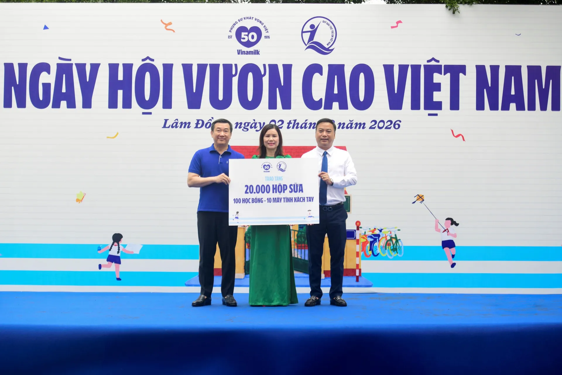 Từ ly sữa đến cơ hội phát triển: Hành trình vun đắp tương lai trẻ em Việt của Vinamilk