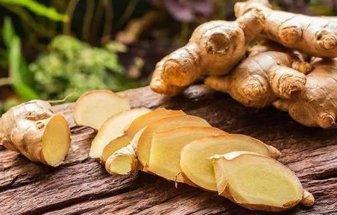 Muốn gừng tươi lâu cả tháng, đừng bỏ qua cách bảo quản này