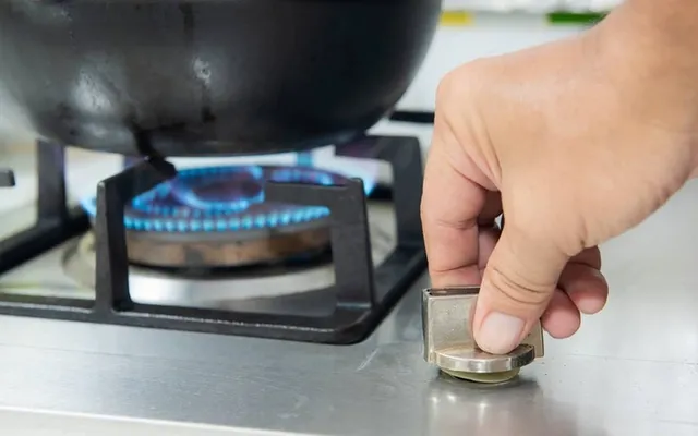 Từng có mặt trong mọi căn bếp nhưng bếp gas đang dần nhường chỗ cho thiết bị này