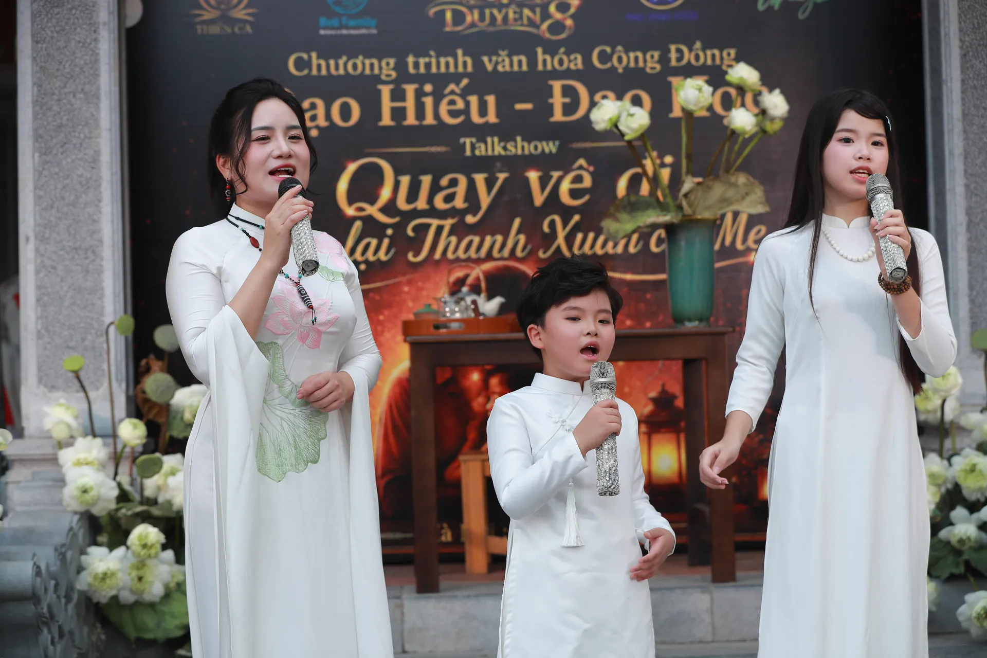 Duyên 8 dành một phần không gian cho thế hệ trẻ với “Giai điệu tự hào”. 