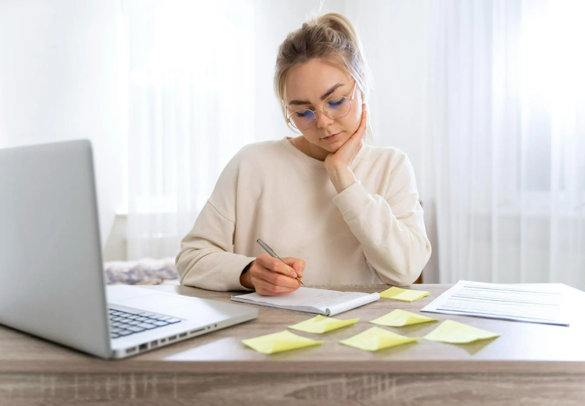 Chi tiêu tối giản không phải lúc nào cũng tiết kiệm: 5 nhóm người càng cố chi ít càng dễ tốn tiền