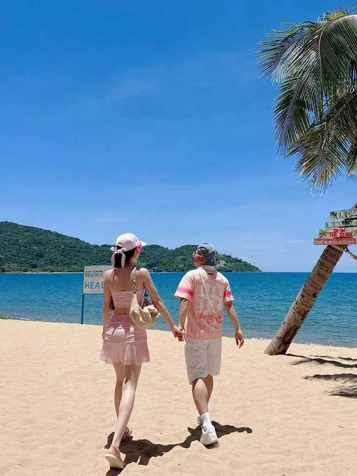 nen_di_du_lich_phu_quoc_hay_da_nang_7-1523