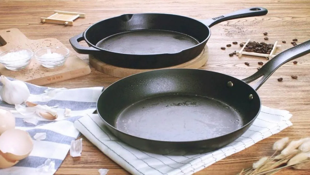 Đừng mua chảo chỉ vì thấy đẹp và rẻ, 6 chi tiết nhỏ cần kiểm tra ngay tại cửa hàng