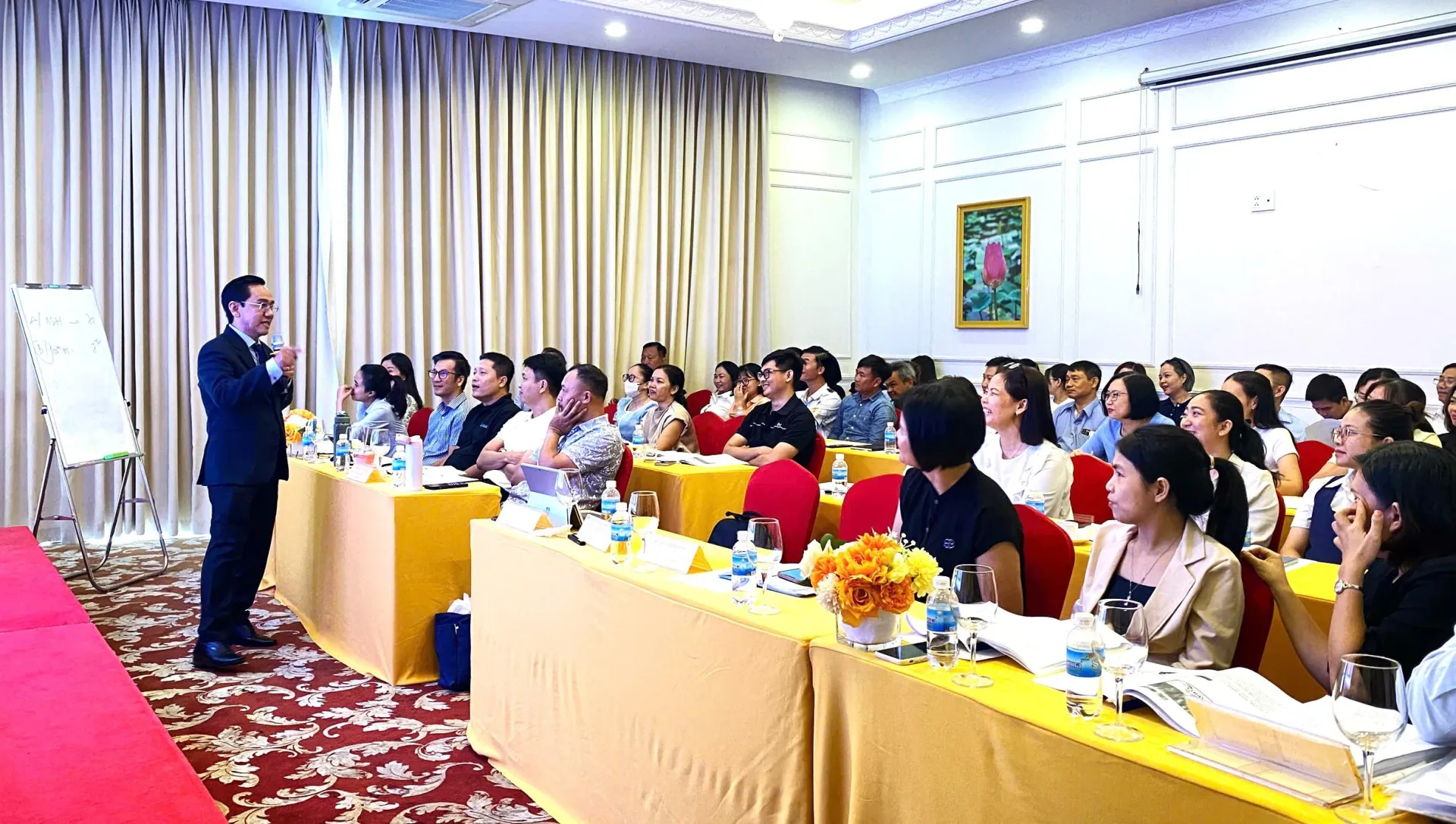 Khánh Hòa tăng cường hỗ trợ doanh nghiệp vừa và nhỏ