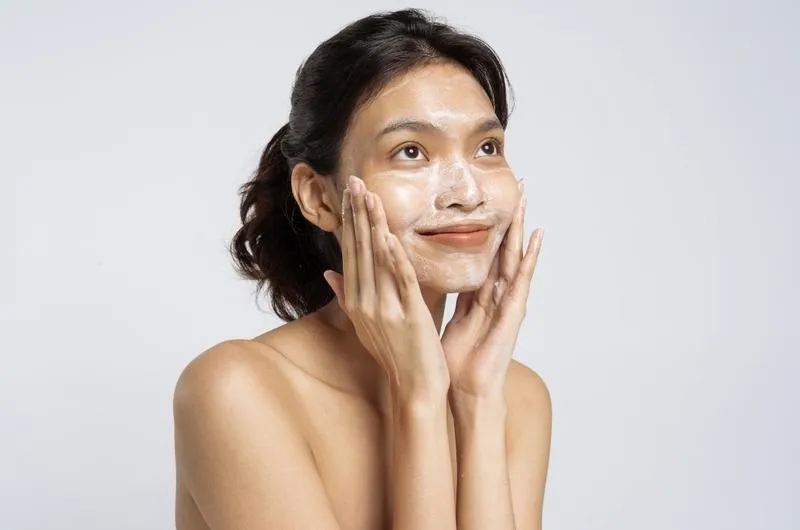 thoi_gian_giua_cac_buoc_skincare_1_646b2f0259-1159