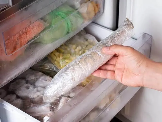 Cá để trong tủ lạnh được bao lâu? Nhớ mốc thời gian này để tránh ăn phải cá kém chất lượng