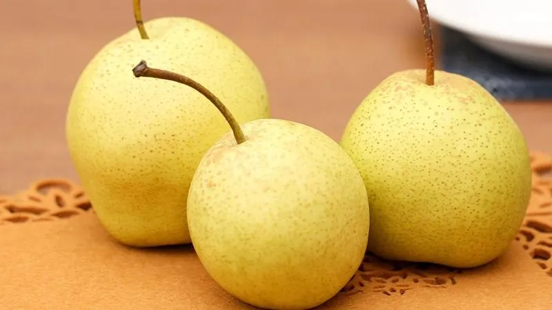 Mua lê đừng chỉ nhìn kích thước, biết 5 bí quyết này sẽ chọn được quả ngon, mọng nước