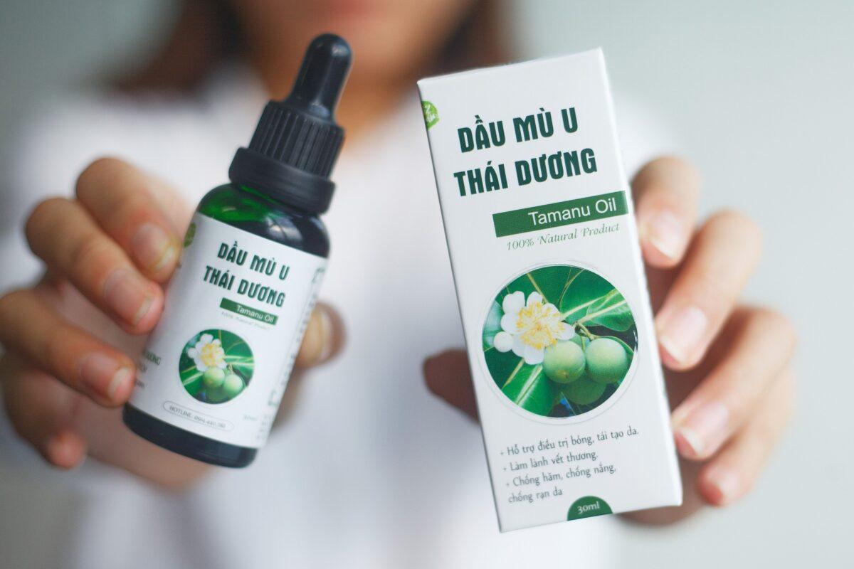 Dầu mù u Thái Dương, gel tắm gội Oatrum cùng bị 'tuýt còi'