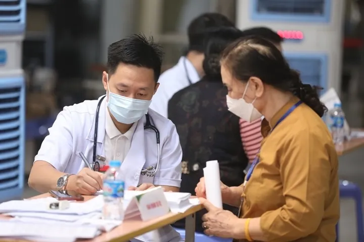 Bộ Y tế đề xuất tăng mức hưởng BHYT, mở rộng chi trả sàng lọc 7 bệnh ung thư