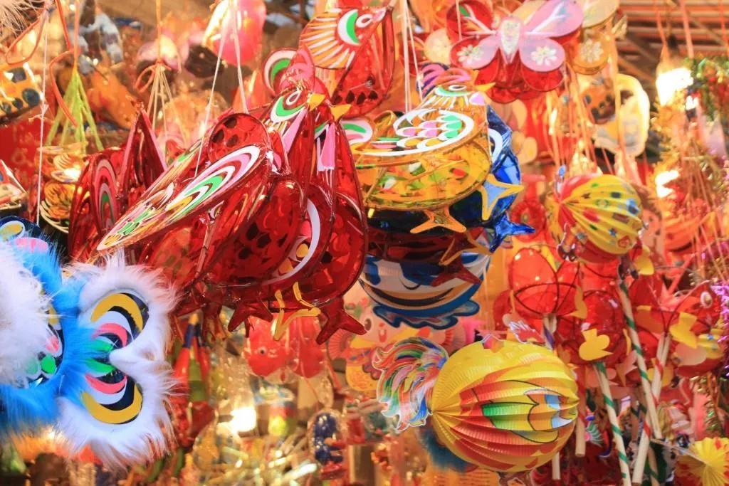 Mua đồ chơi Trung thu cho trẻ, đừng chỉ nhìn vào giá và mẫu mã, đây là tiêu chí cha mẹ cần quan tâm 