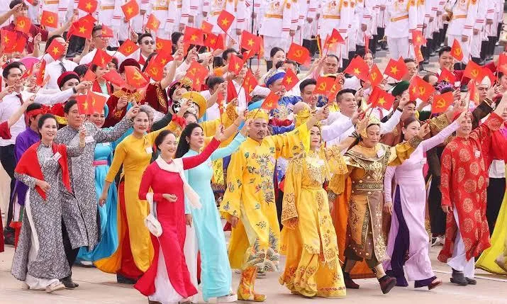 Bộ Nội Vụ trình Chính phủ phương án nghỉ 4 ngày Ngày Văn hóa Việt Nam 2026