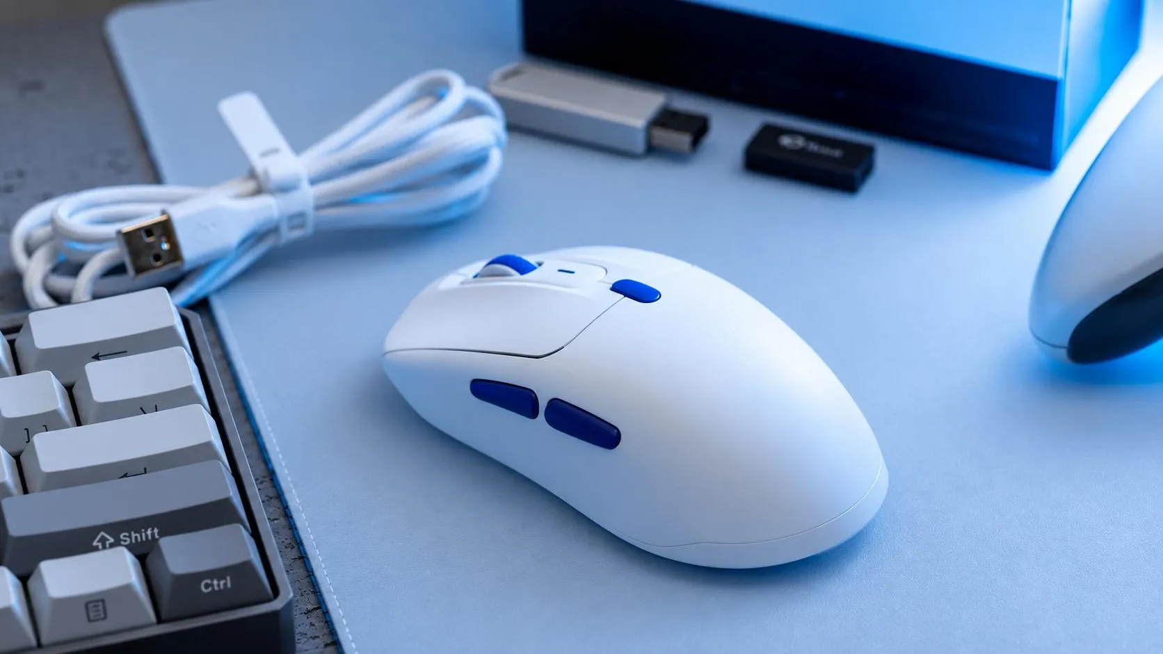 Chuột máy tính Bluetooth hay USB: Đâu mới là lựa chọn đáng tiền để làm việc?