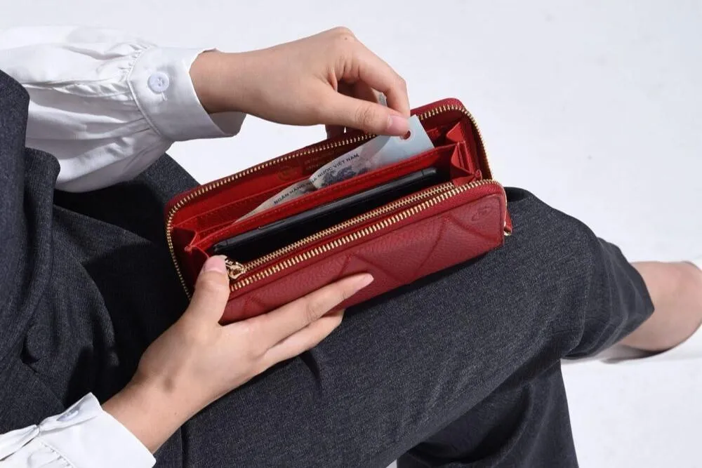 Muốn chiếc ví tiền dùng nhiều năm vẫn đẹp, đừng bỏ qua 4 tiêu chí lựa chọn này