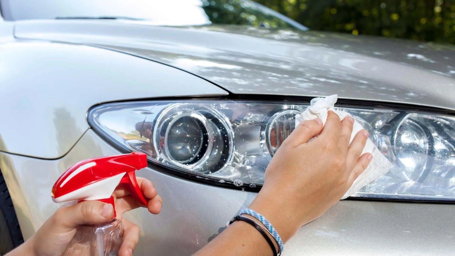 Đèn pha ô tô mờ, ánh sáng yếu: 6 nguyên nhân và cách xử lý hiệu quả