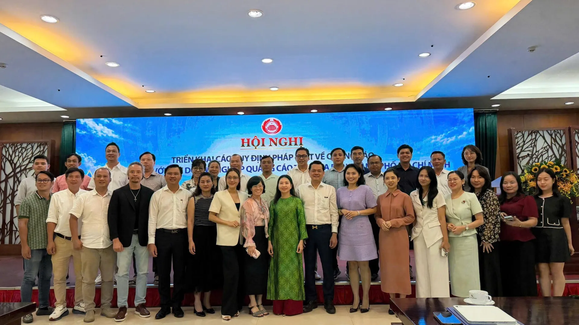 Các doanh nghiệp cần chủ động nghiên cứu, cập nhật thường xuyên các quy định, hướng dẫn thi hành pháp luật về quảng cáo