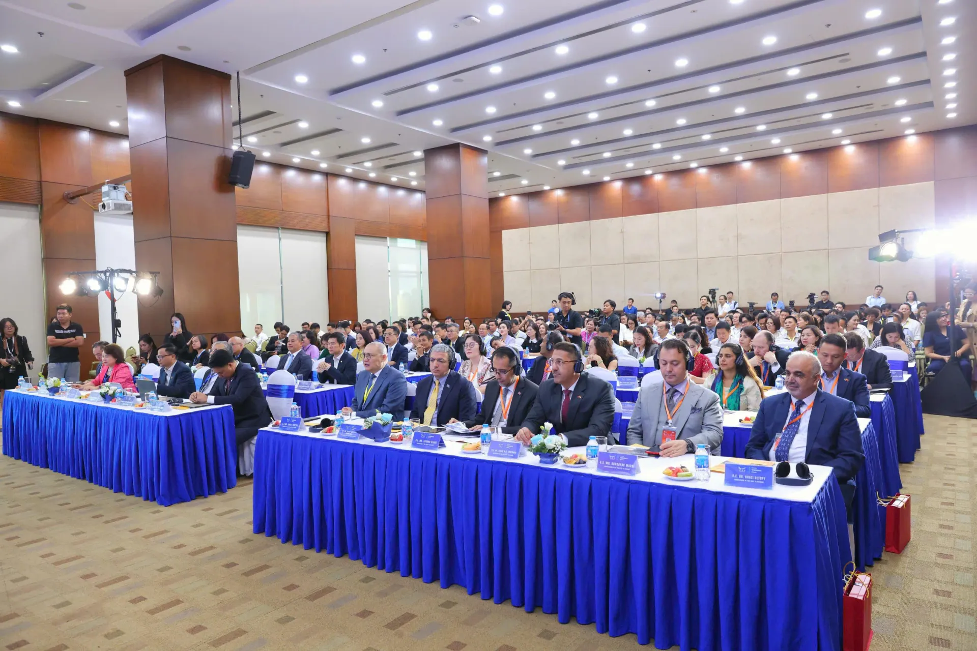 Diễn đàn Kinh tế Thủ đô lần thứ III: Nhân lực chất lượng cao phải trở thành lực đẩy tăng trưởng