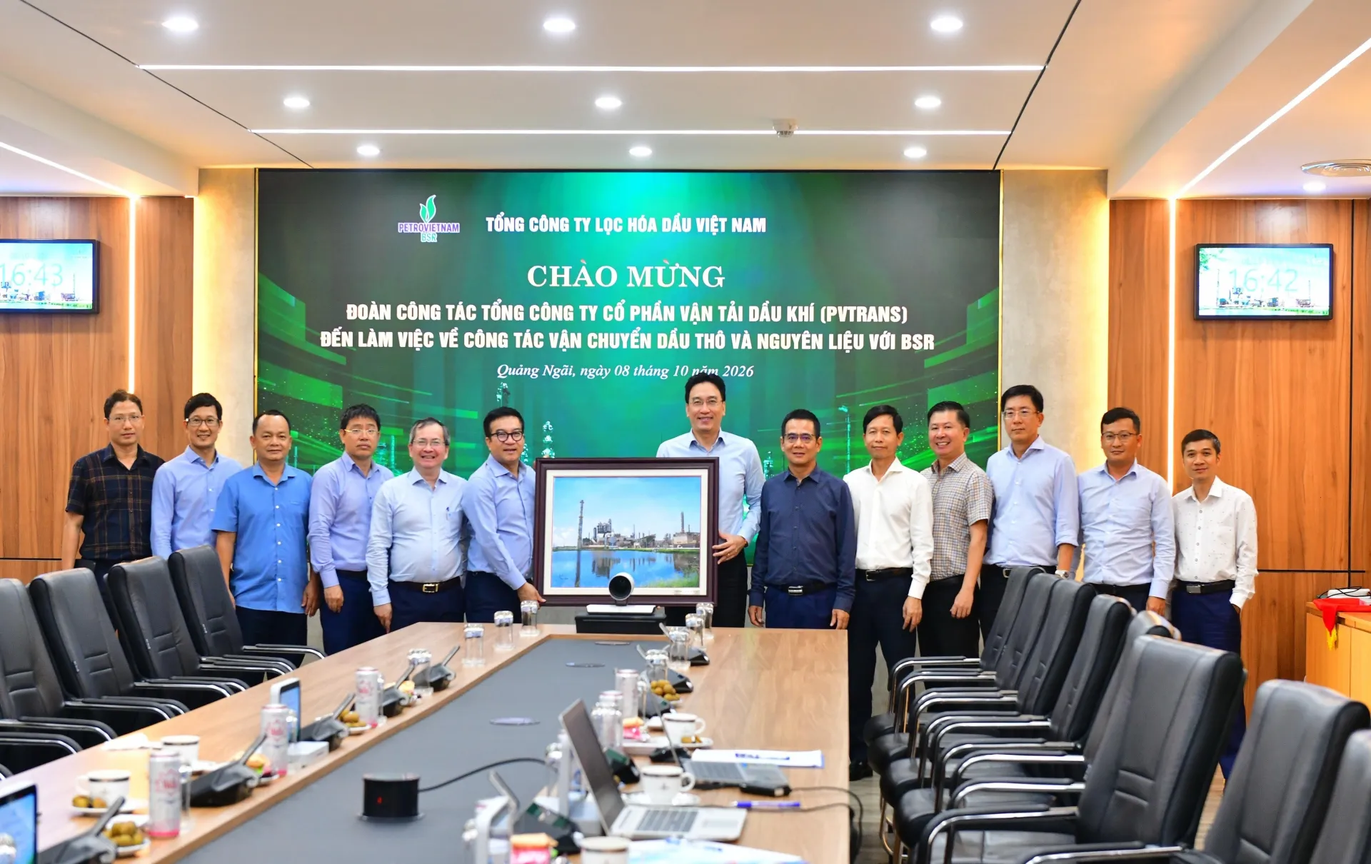 BSR và PVTrans tăng cường hợp tác trong vận chuyển dầu thô và nguyên liệu