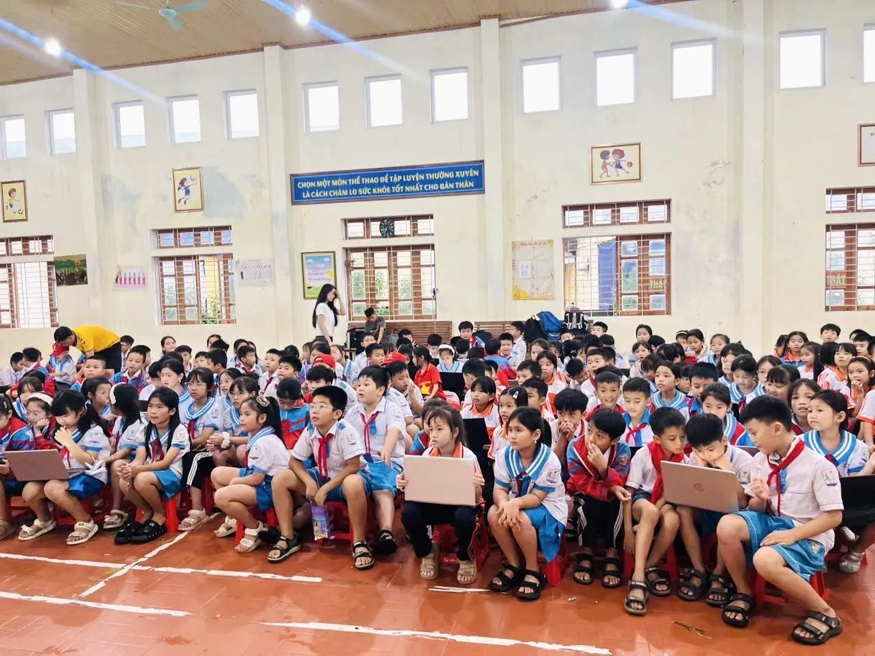 Thông qua hoạt động phối hợp với Trường Tiểu học Cổ Đạm – Phân hiệu 1, CodeLab mong muốn đưa kiến thức lập trình đến gần hơn với học sinh, tạo nền tảng để các em phát triển tư duy logic và khả năng sáng tạo