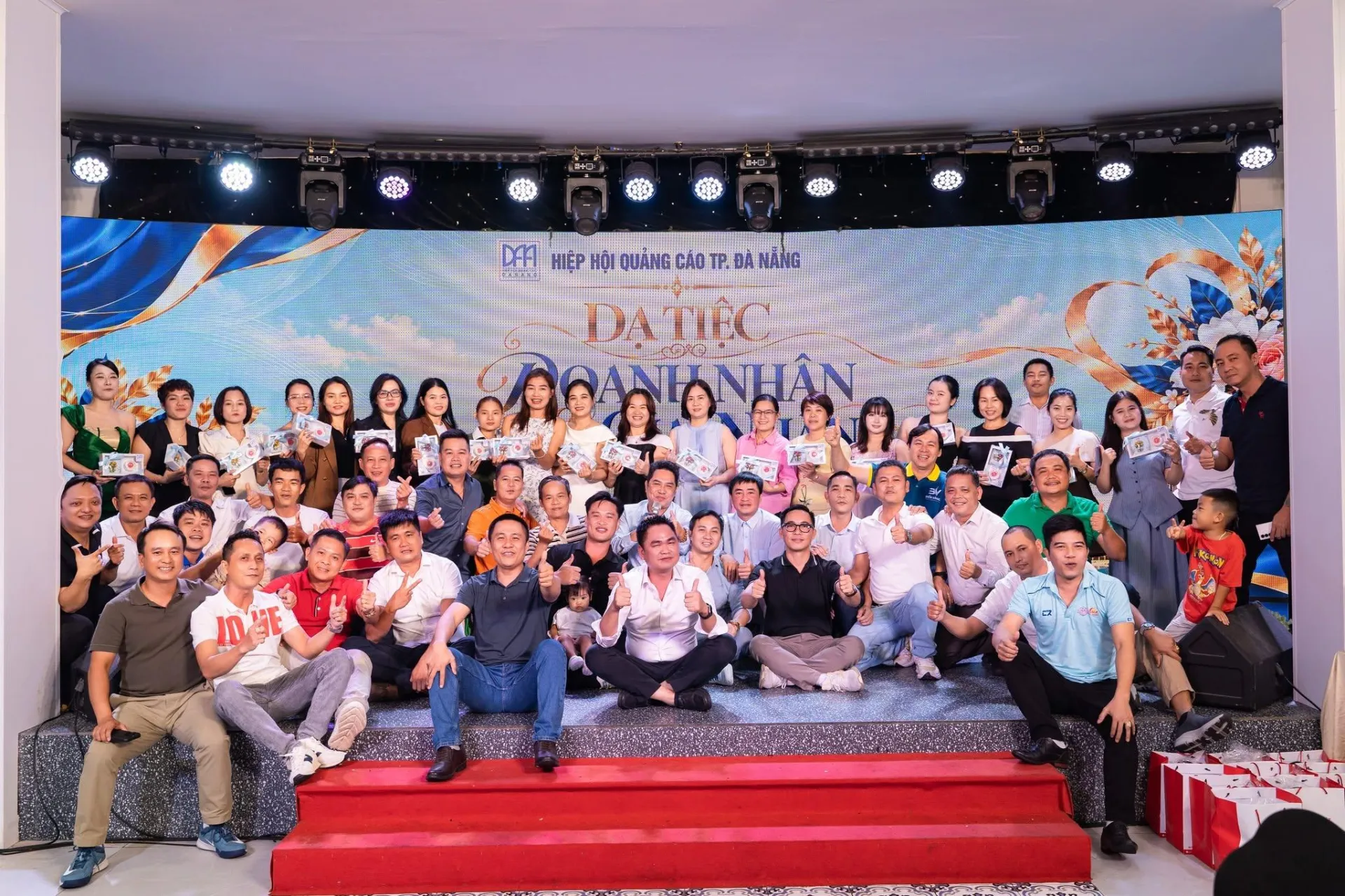 DAA tổ chức chuỗi hoạt động chào mừng Ngày Doanh nhân Việt Nam, hướng đến Ngày Phụ nữ Việt Nam