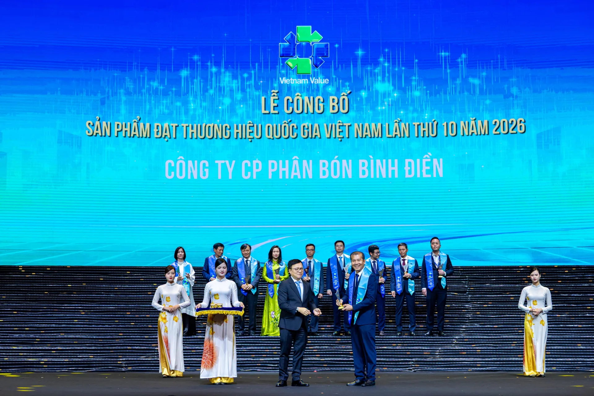 Thương hiệu Quốc gia “Phân bón Đầu Trâu” hoà cùng dòng chảy thương hiệu từ Hành trình xanh.