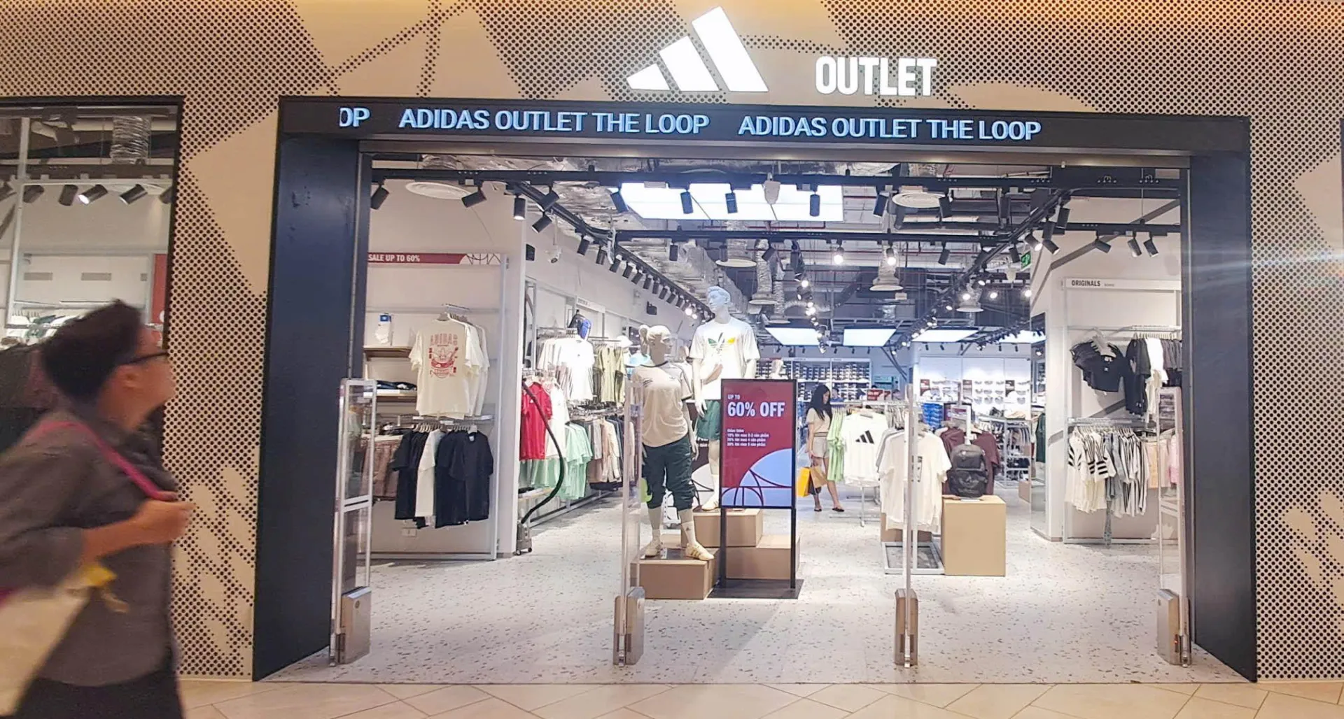 Đề xuất phát triển mô hình outlet tại 6 điểm du lịch trọng điểm