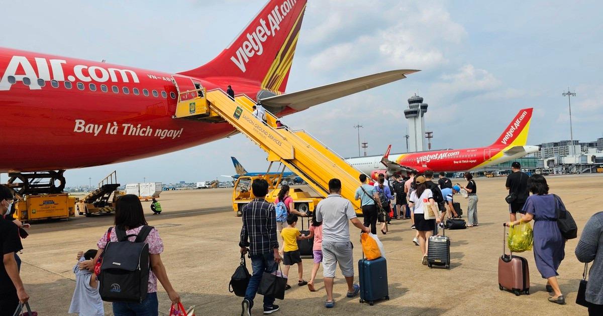 Delay máy bay, làm ngay điều này để nhận tiền triệu, hàng triệu người nên biết