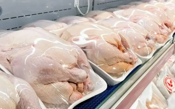 4 dấu hiệu cần tránh khi mua gà chặt sẵn, giá rẻ cũng đừng ham
