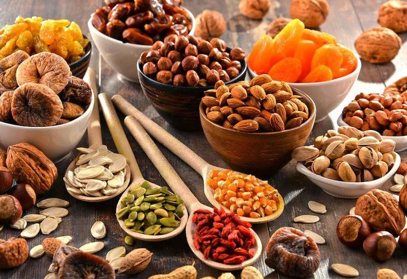 5 nhóm thực phẩm nên bổ sung từ sớm để duy trì sức khỏe khi về già