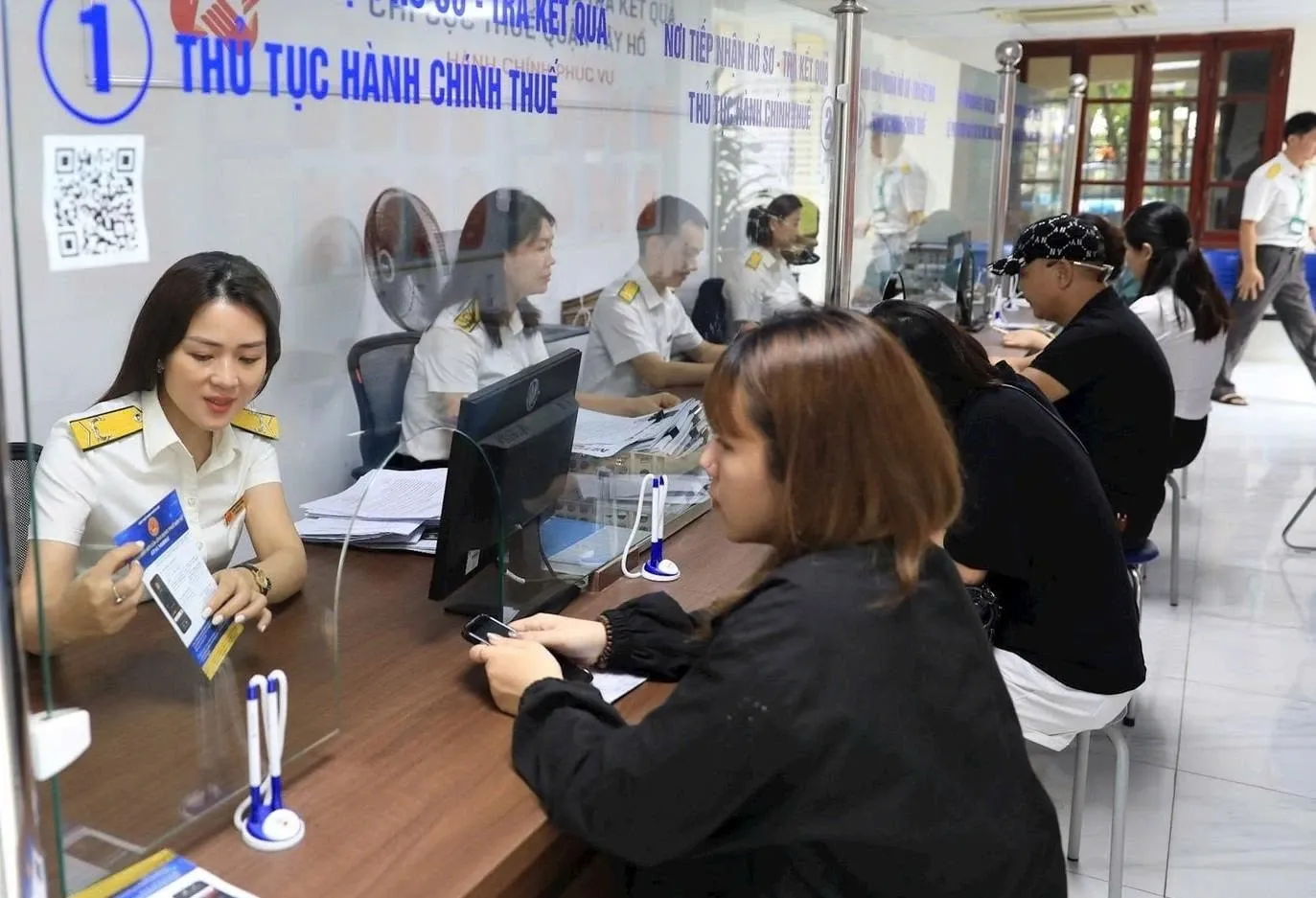 Đề xuất giảm mạnh tiền phạt thuế cho doanh nghiệp ngừng hoạt động nhiều năm