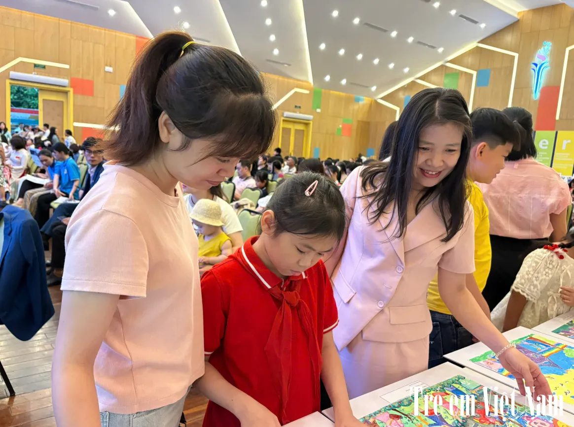 'Ngôi nhà mơ ước 2026': Cha mẹ đồng hành cùng con vẽ nên đô thị xanh hạnh phúc