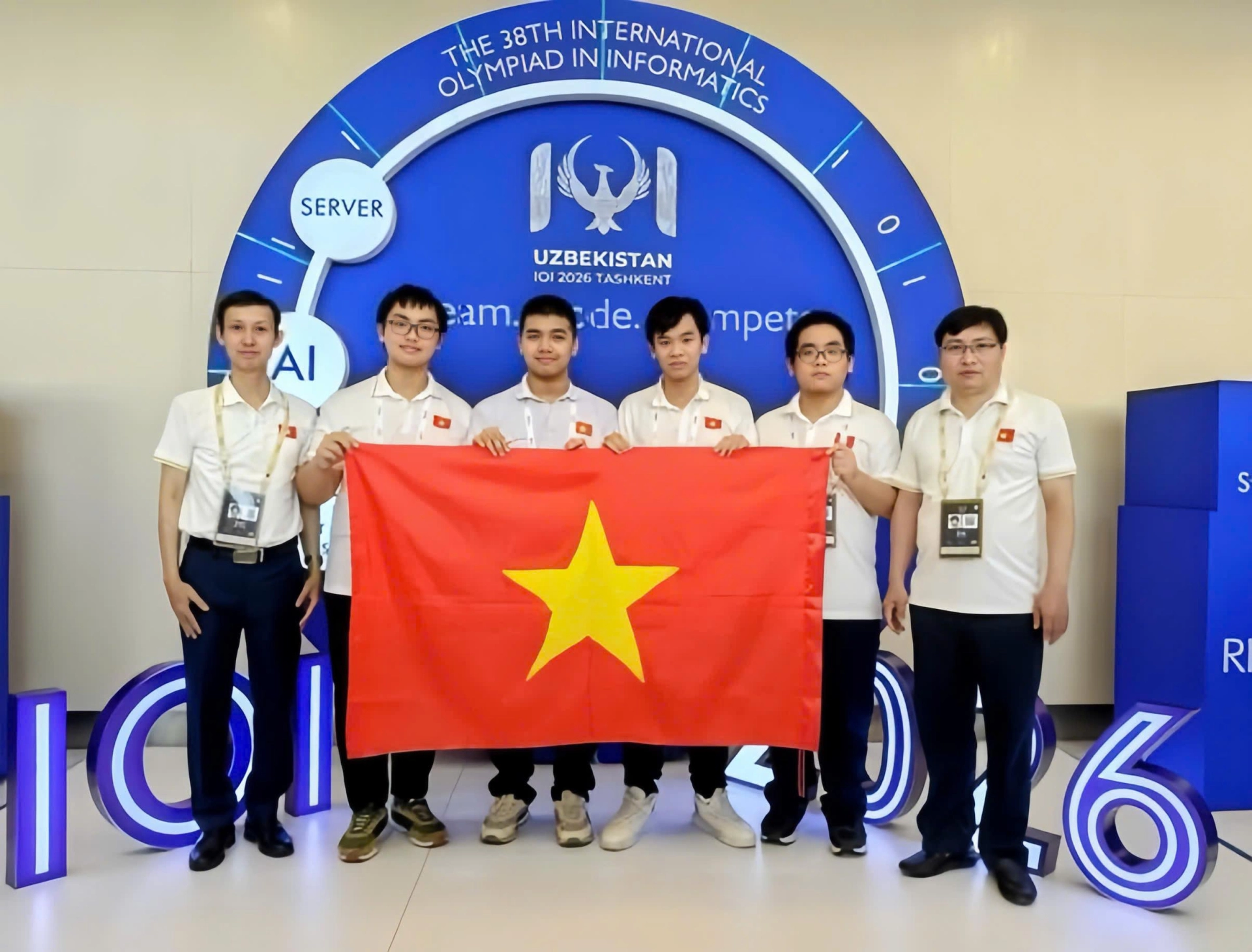 4 học sinh Việt Nam đều đoạt giải tại Olympic Tin học quốc tế 2026