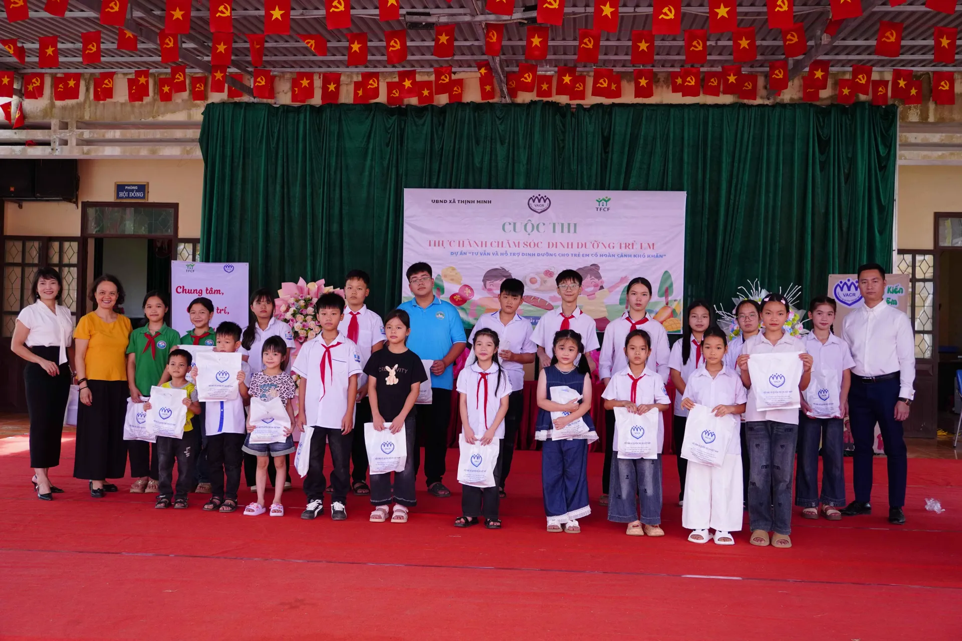 Chung tay cải thiện dinh dưỡng, bảo vệ trẻ em có hoàn cảnh khó khăn