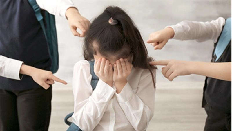 Bạo lực “lạnh”: Đừng để trẻ chịu đựng một mình