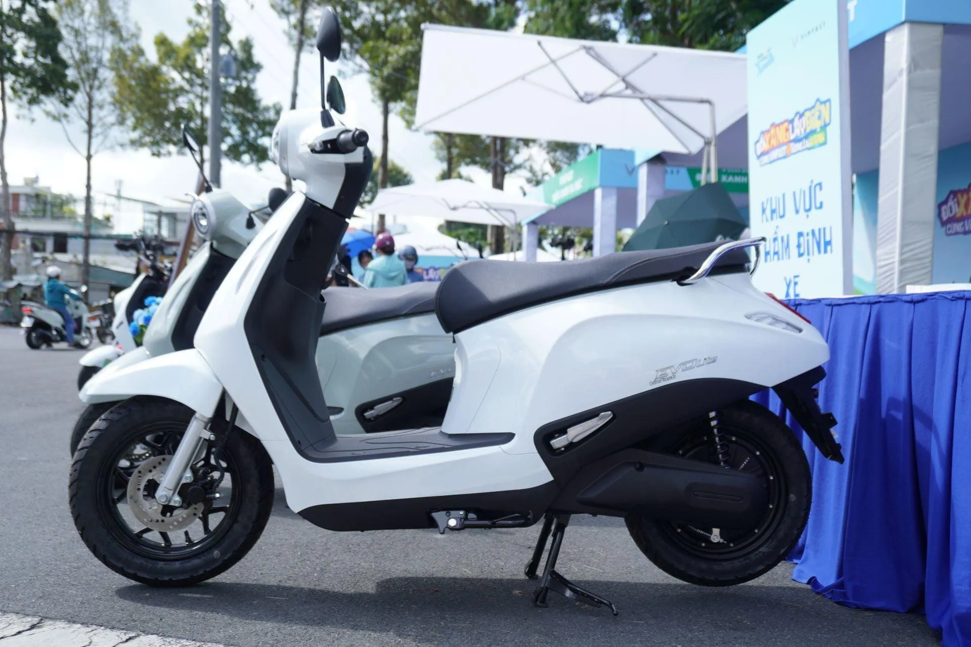 Ưu đãi mùa hè tới 16%, VinFast Evo Lite “đốt nóng” thị trường xe điện Việt