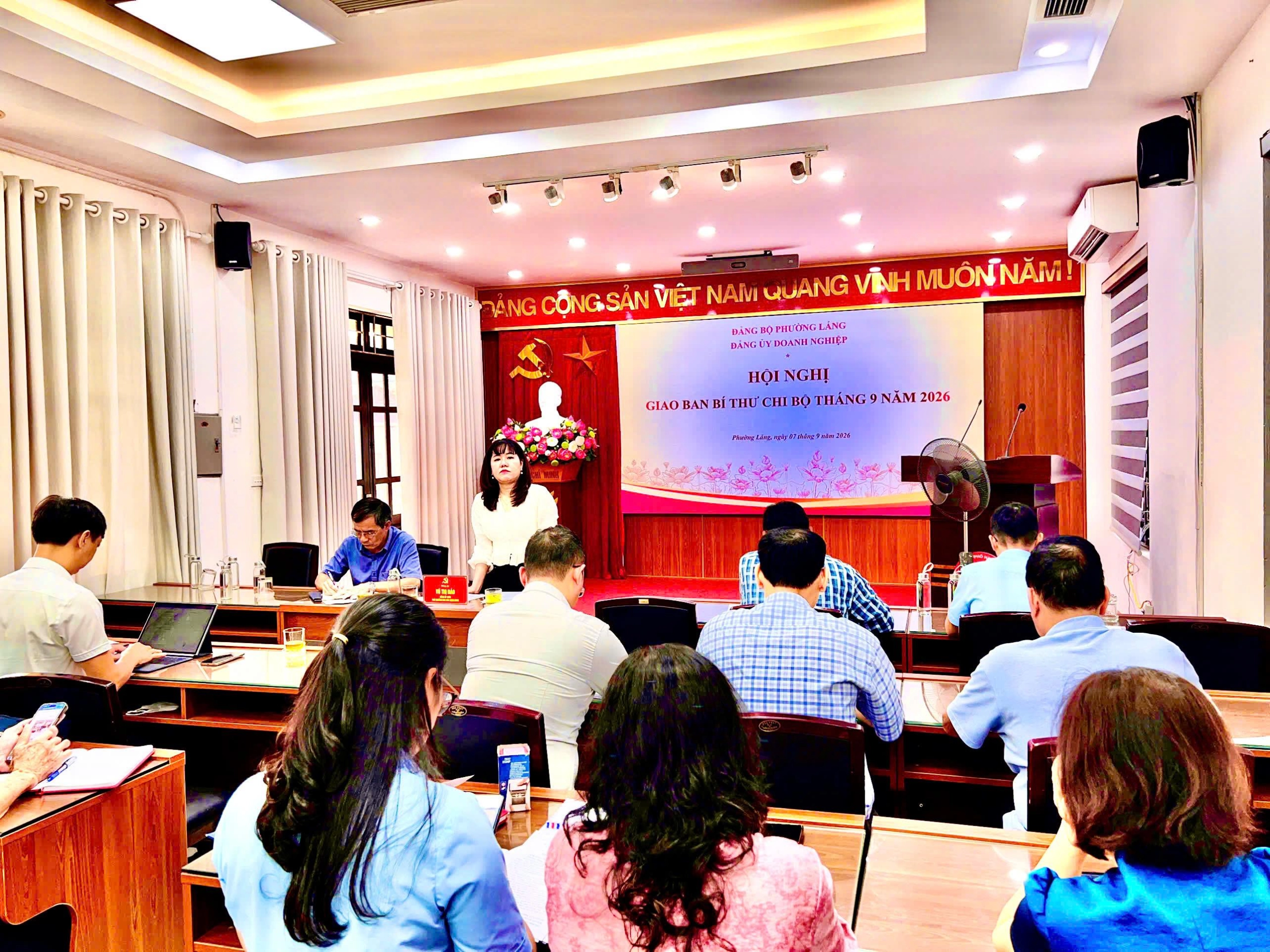 Đảng ủy Doanh nghiệp phường Láng: Đồng hành cùng doanh nghiệp, nâng chất lượng công tác xây dựng Đảng
