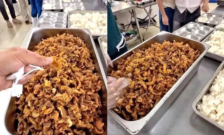 Hà Nội: Phụ huynh phản ánh bữa ăn bán trú có món thịt giống “tóp mỡ”