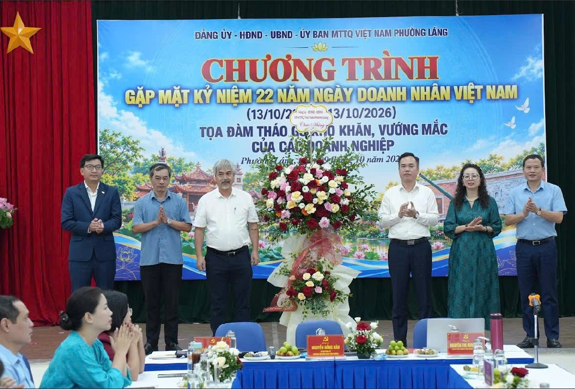 Phường Láng đối thoại với doanh nghiệp: Cam kết tháo gỡ khó khăn, đồng hành phát triển