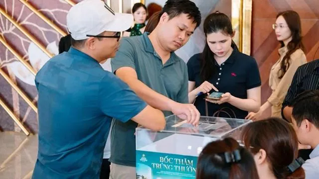 Phụ huynh miền Bắc Nam tiến sát cánh cùng con: Nhất định phải chọn Vinhomes