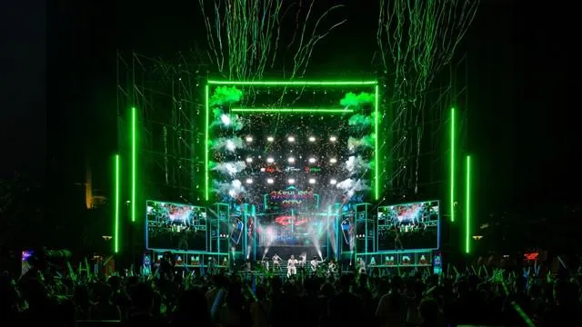 Âm nhạc, công nghệ và cảm xúc bùng nổ tại E-Concert Ngày tài chính số 2026