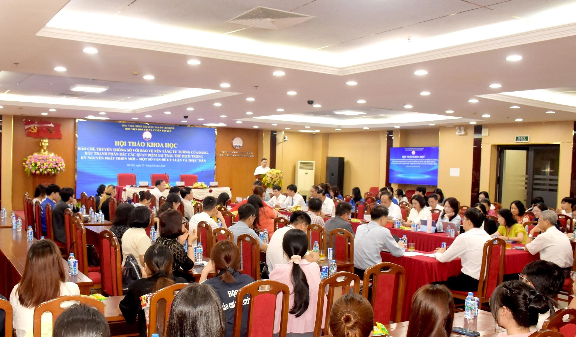 Báo chí, truyền thông số với bảo vệ nền tảng tư tưởng của Đảng, đấu tranh phản bác các quan điểm sai trái, thù địch trong kỷ nguyên phát triển mới