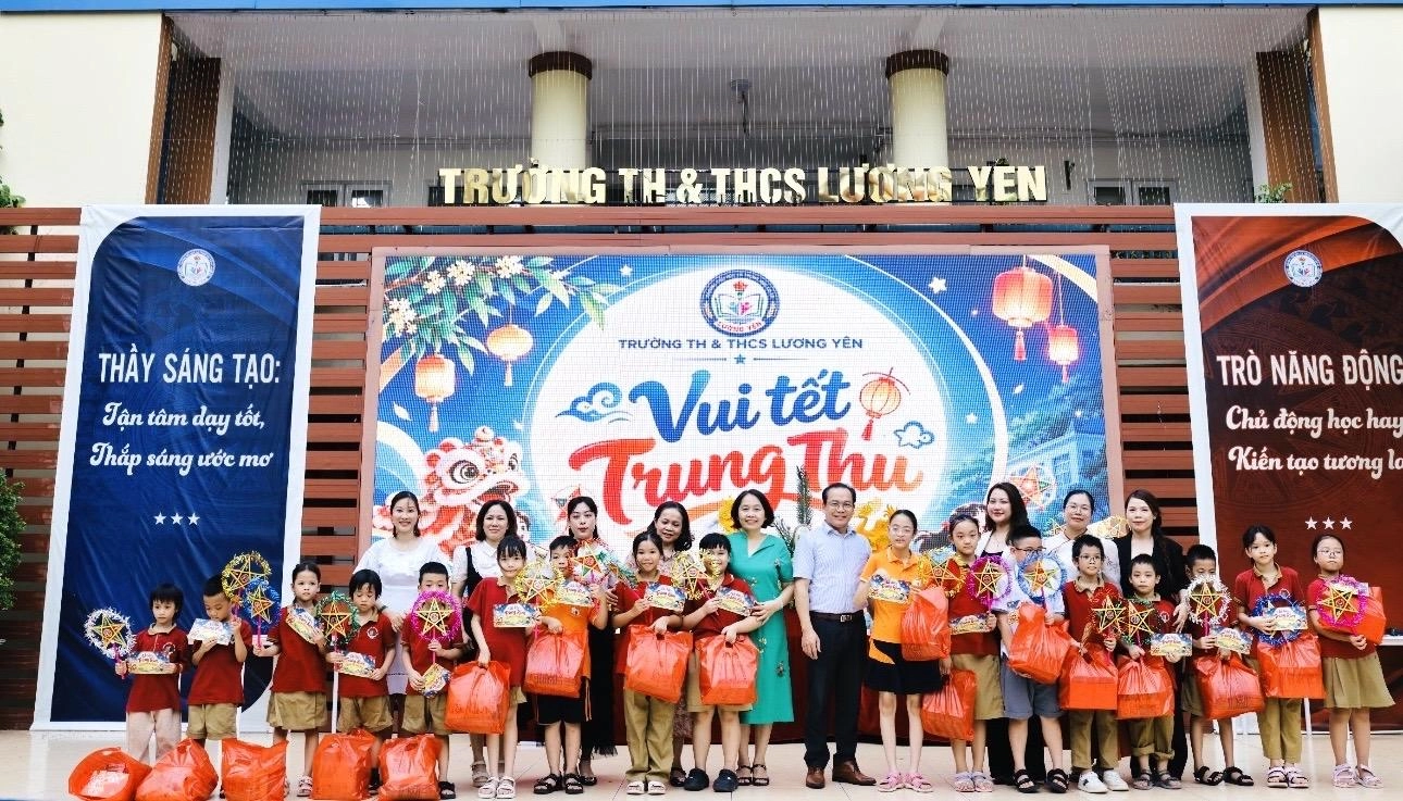 “Vui Tết Trung thu” ấm áp tại Trường Tiểu học và THCS Lương Yên
