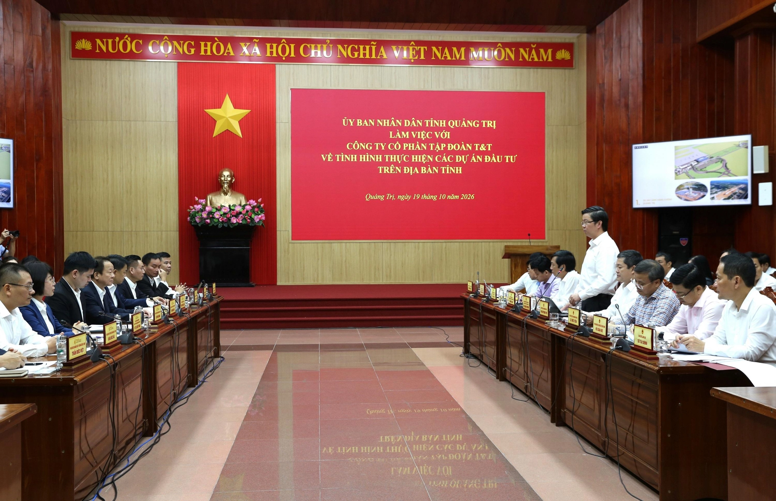 Quảng Trị và T&T Group bàn cách gỡ khó khăn, tăng tốc triển khai loạt dự án trọng điểm