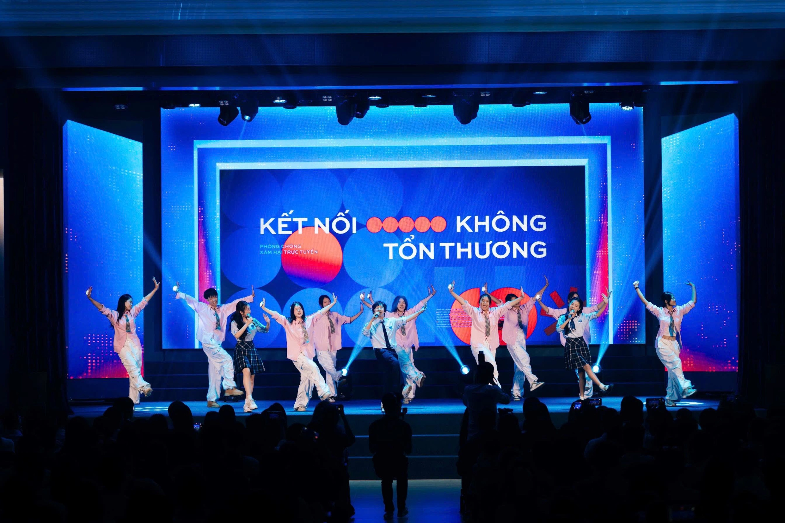 Lan tỏa thông điệp “Kết nối không tổn thương” trong lễ phát động chiến dịch “Không Một Mình 2026”