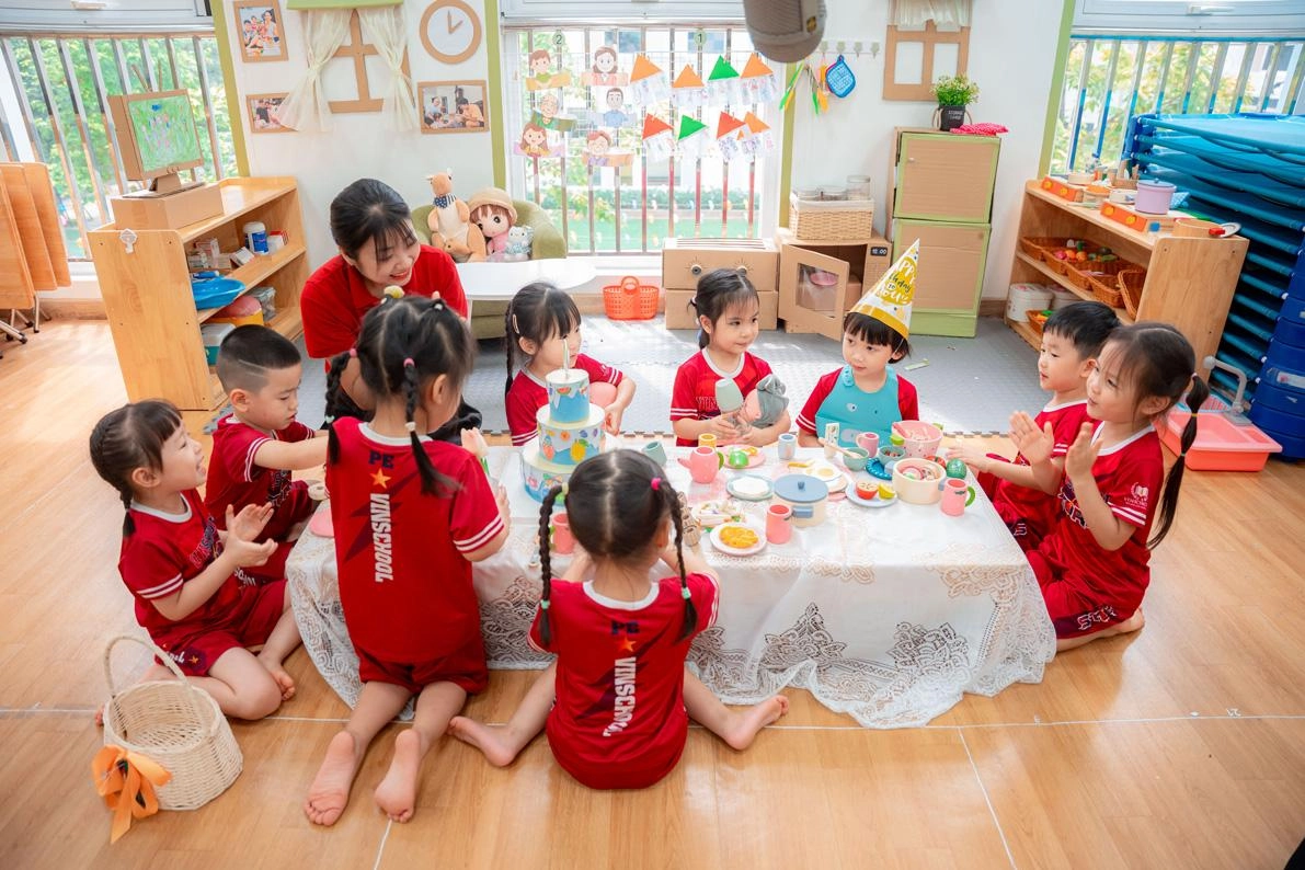 Trẻ vào lớp 1 cần gì hơn biết chữ, biết số?