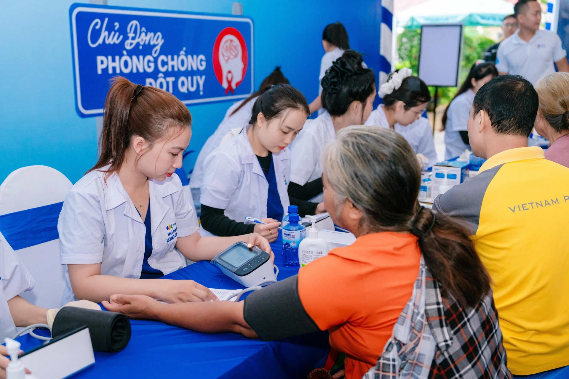 Long Châu ghi dấu ấn tại Hội nghị Đột quỵ TP.HCM 2026 với mô hình dự phòng trong cộng đồng
