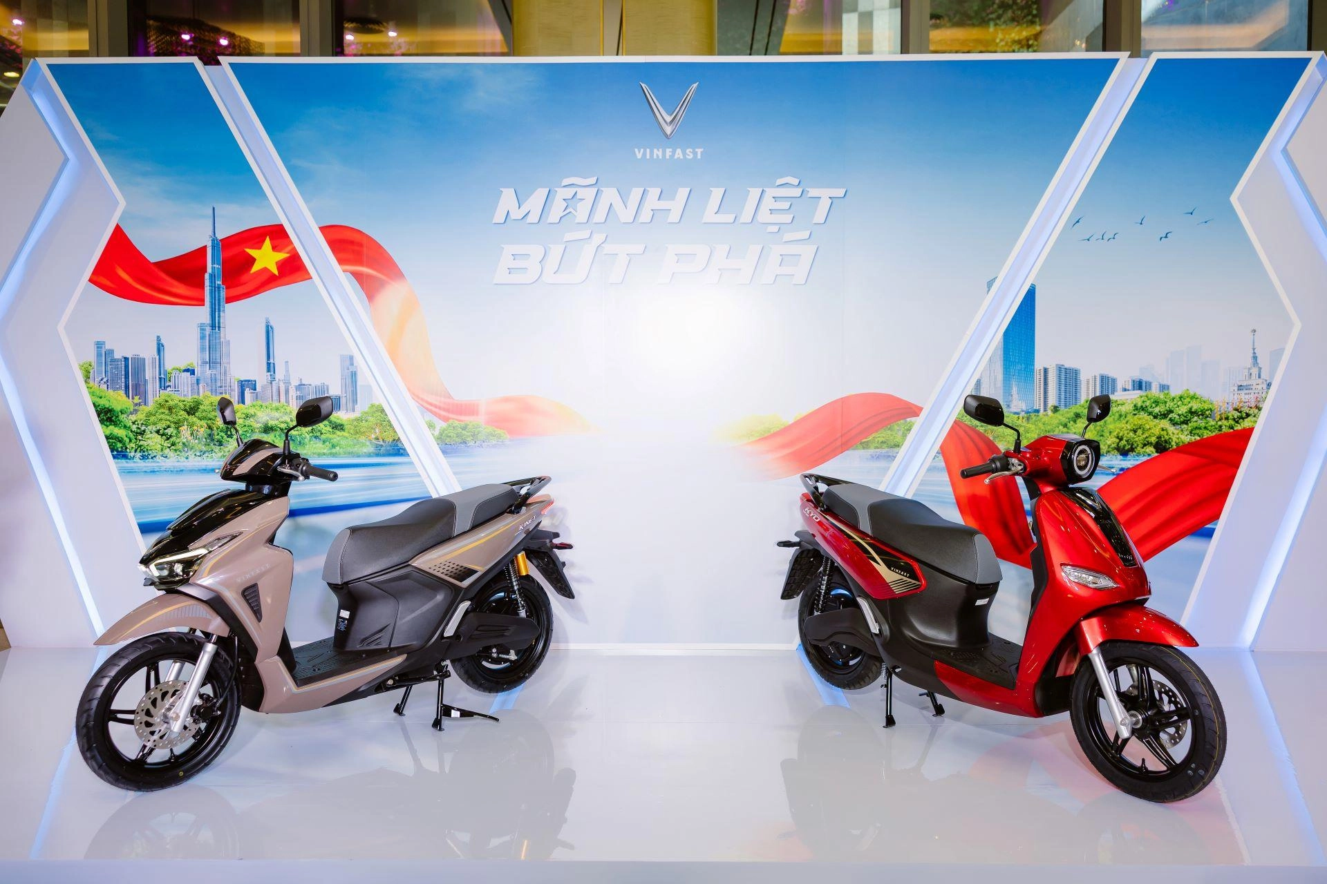 Đổi xe máy xăng lấy xe máy điện VinFast, khách hàng được hỗ trợ thêm đến 3 triệu đồng