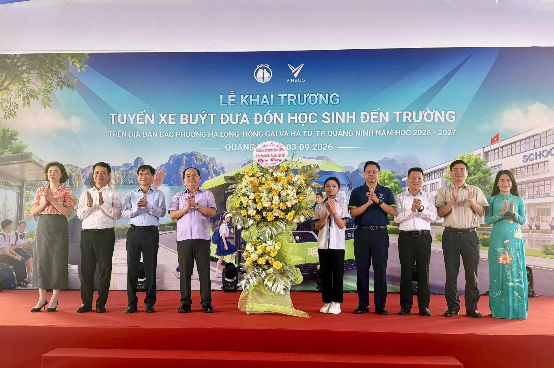 Quảng Ninh triển khai xe buýt điện miễn phí đưa đón học sinh đến trường