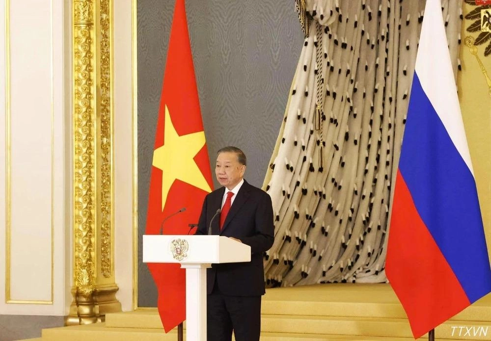 [Ảnh] Tổng Bí thư, Chủ tịch nước Tô Lâm nhận Giải thưởng Hòa bình Lev Tolstoy năm 2026